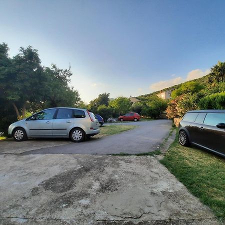 Apartments Klara Senj  Oda fotoğraf